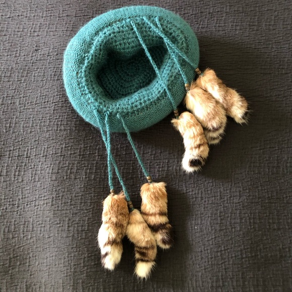 Vintage Teal HandKnit Cat Tail Hat RARE - Picture 3 of 6